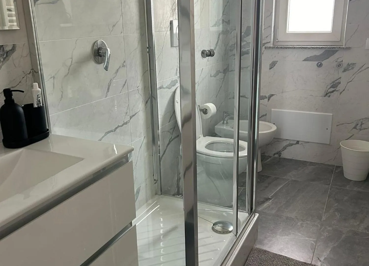 Mirti Suite Roma 0*, Rome Italy